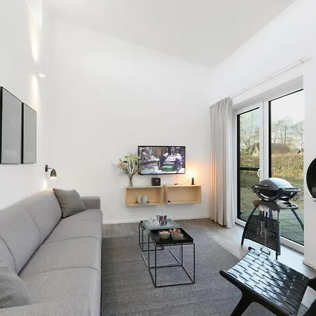 Vakantiehuis 2 Bedroom Front In Lembruch-duemmer *