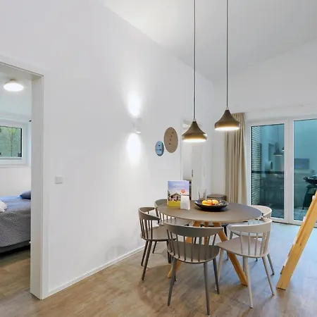 2 Bedroom Front In Lembruch-duemmer * Lembruch